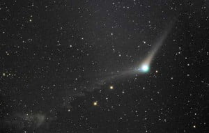 カタリナ彗星の見える方角や時間帯！最接近やピークはいつ？